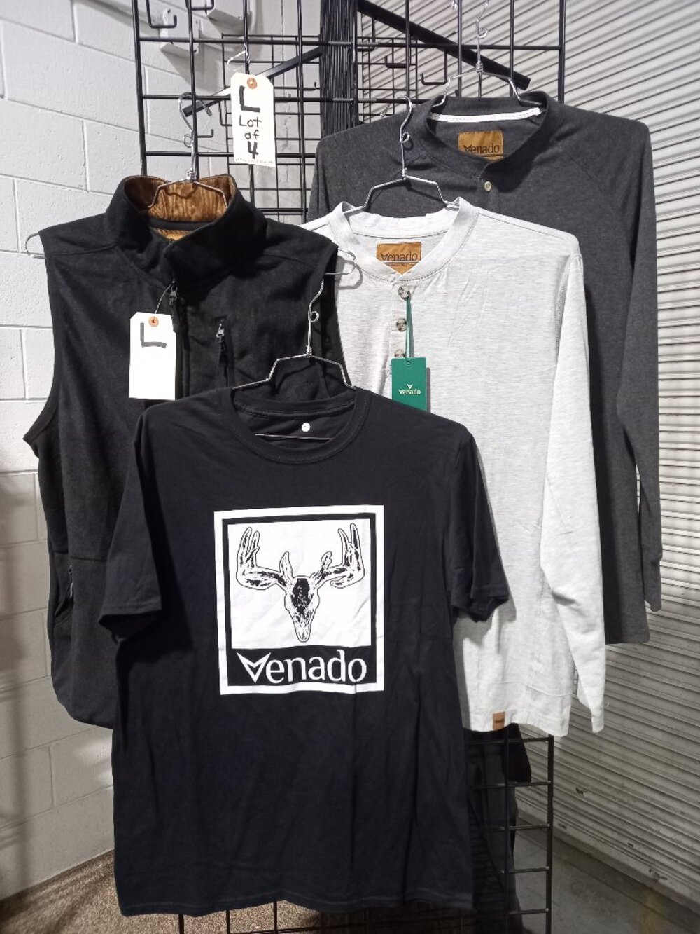 Men's Fleece Full Zip Vest w Corduroy Collar + 2-Henleys + Venado Tee | Large